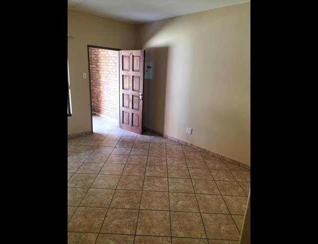 1 BEDROOM PROPERTY TO RENT IN ELSPARK